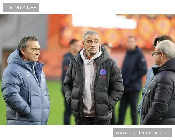 恩里克:不急于冬窗引援,信任现有阵容 恩里克:不急于冬窗引援,信任现有阵容